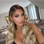 Anna Vakili(@annavakili_)'s profile avatar