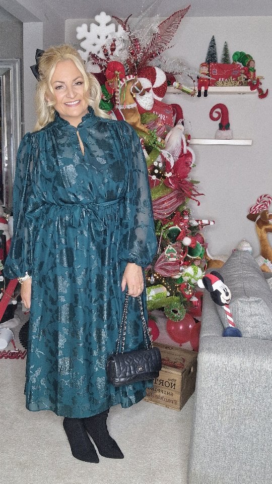 Boxing day is a big day in our families calendar.It's my mums birthday and so it's another huge meal.The family comes from all over to get together ❤️ We are this year @thepalazzoburnley, and it was lovely.My #ootdDress @tuclothing from @sainsburys Boots @riverisland Bag @chanelofficial Coat @preciousatwhalley Bow @temu_uk Back to my mums after for games night, and I changed into my Grinch onsie to be extra comfortable.Happy Birthday to the best mum in the world.#ootd #fashion #style #clothes #lovefashion #TVpresenter #tvfashionpresenter #tvstylist #loveclothes