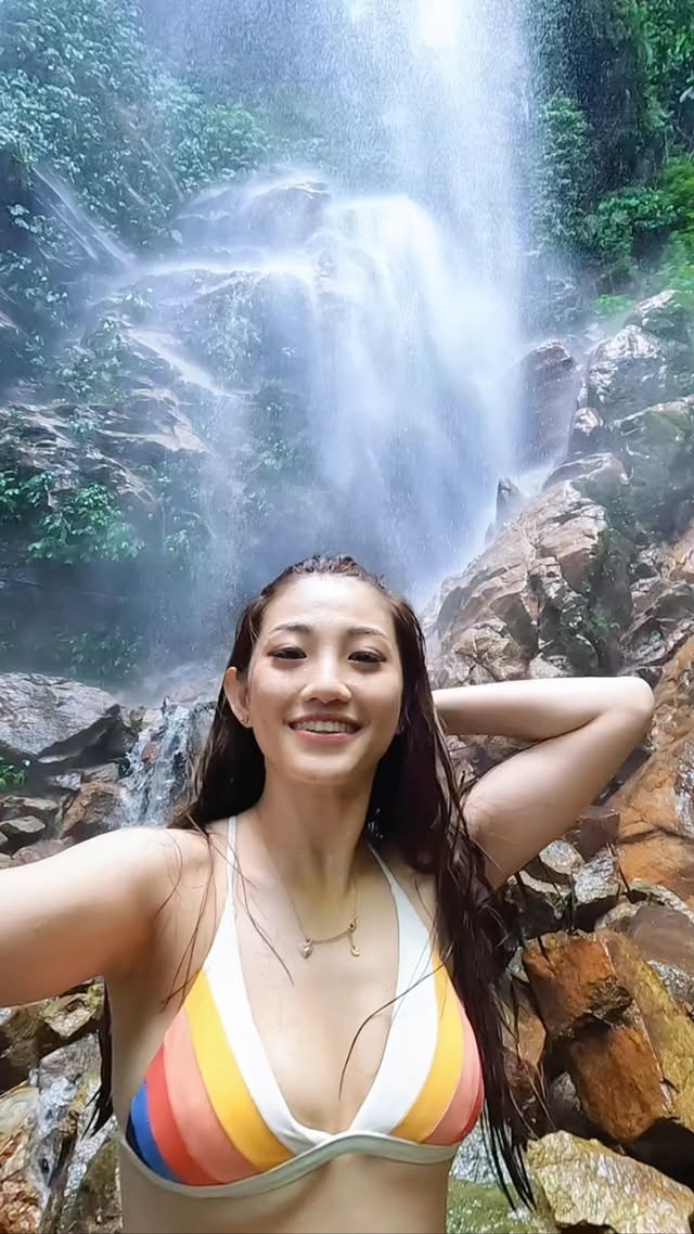 "In all things of naturethere is somethingof the marvelous."Shot taken with #GoProHERO10Black @malaysia.truly.asia X @gopromysg📍 @belumrainforestresort One of the stunning view in the trip of [aminah&rokiah] in perak malaysia #cuticutimalaysia #GoProXTourismmalaysia#GoPro #GoPromysg #GoProHER010black#GoProfamily #aminah&rokiah #perak#malaysiatrulyasia #balikkampung#livingloca #visitperak by @misschailing