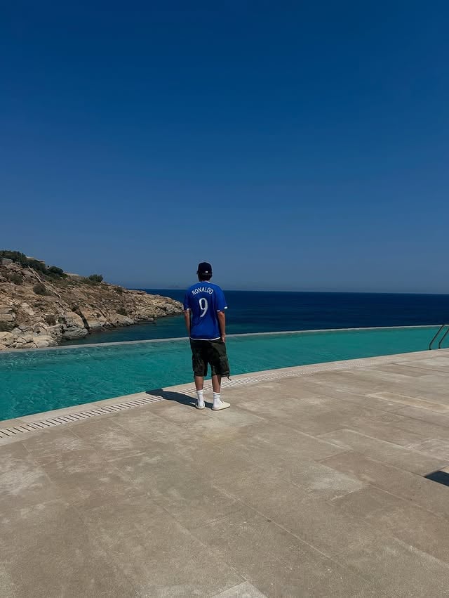 may never leave this place 🇬🇷 by @worldwidesavas