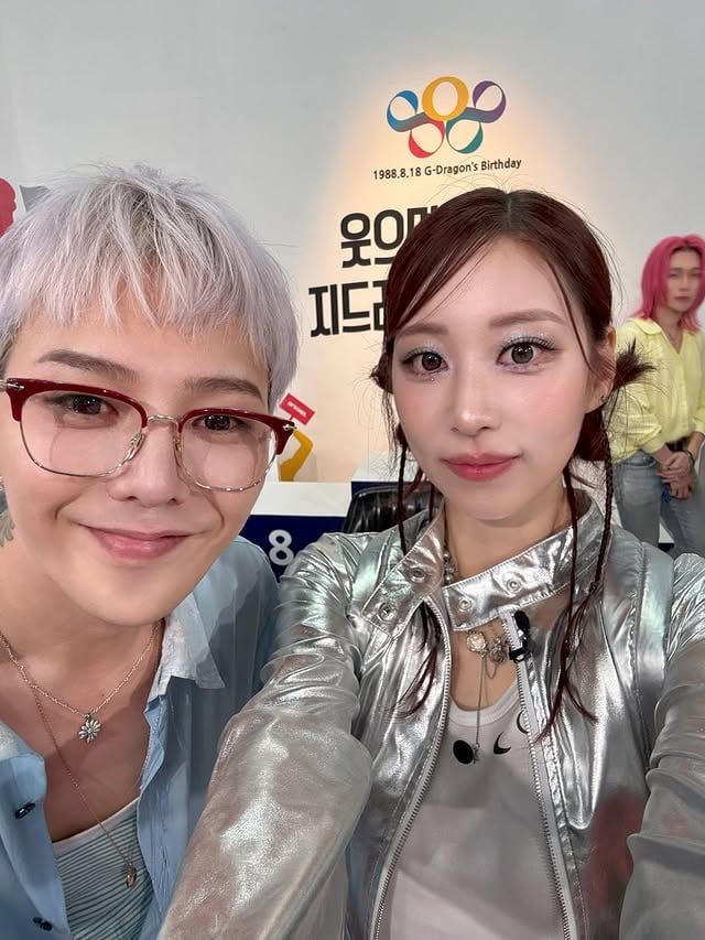 만나뵙게 되어 영광굴비 입니다…🤍🎂🥳웃으면 안되는 생일파티 최고 🔥💄 @ha.ming.ming 💇🏻‍♀️ @se7en_luck by @sejin.kr