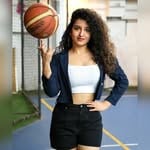 Vyishali Kemkar(@kemy_insta_official)'s profile avatar