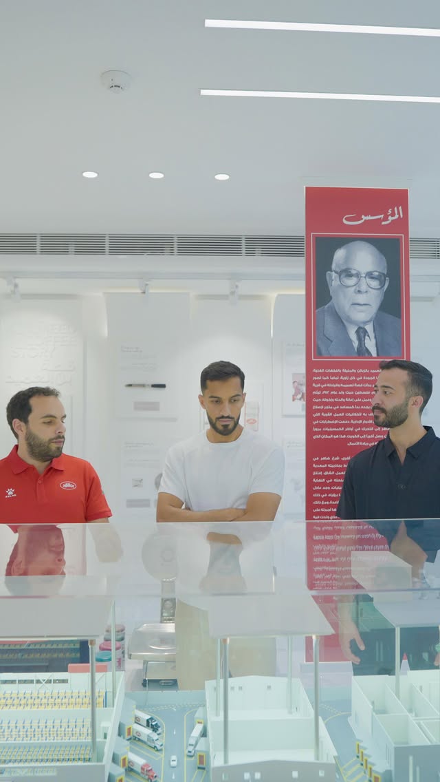 ⁨ ⁨ ⁨ ⁨ ⁨ نتشرف بتوقيع هذه الشراكة العريقة بين نجمنا موسى التعمري وبن العميد كأول سفير و وجه اعلامي ل بن العميد في تاريخها الناجح والممتد 🤝♥️.⁩ -تأتي هذه الشراكة باتفاقية بين تربل- ام لادارة اعمال المشاهير والرياضيين وبن العميد ليكون نجمنا موسى التعمري اول سفير لعلامتهم التجارية ♥️-شكراً اسرة العميد على حسن الاستضافة ♥️⁩⁩⁩⁩ by @adelmohdd