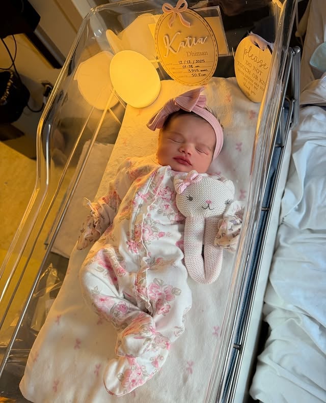 12/12/2025 at 1:38am, our hearts learned a new meaning of love. ✨Welcome to the world, our precious baby girl Katia Dhiman 🤍Weighing 3345 grams of pure miracle, strength, and answered prayers.You were worth every moment, every tear, every heartbeat.You are everything. 👶🏻💕 by @katiadhiman