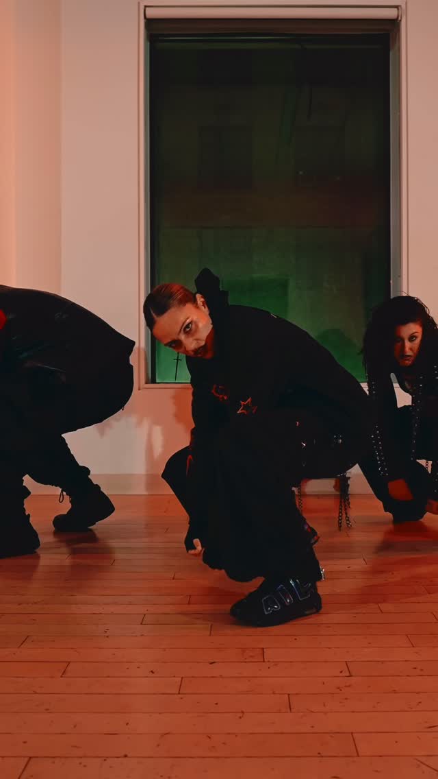 CAN YOU FEEL THE RAGE!!!!!!!!!BANG YA HEAD HERE COMES UGLY MOVEMENT 2026 🩸choreography by @kylabullings shot by @twincitytv dancing w/ @kenny.curls @courttconroy by @kylabullings