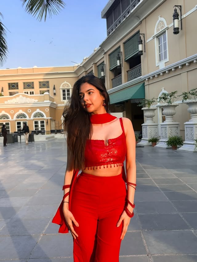 🌶️Fit from @_tailormade__ ❤️‍🔥 by @tooxtrasakshi