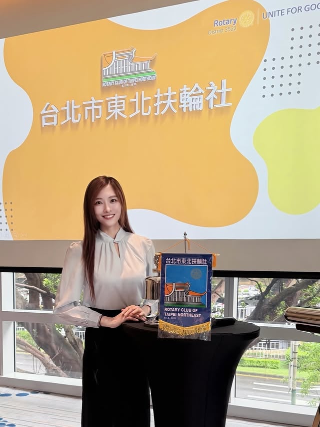 🎤東北扶輪社演講🎤再次受邀分享中東專題演講🥰這次來到的是東北扶輪社，認識很多對於中東世界有興趣的大家，一起交換不同的故事真的超開心❤️下次有機會再跟大家繼續分享🎉👉🏻默默越來越多演說邀約謝謝大家🙇🏻‍♀️👉🏻除了節目、活動主持，如果中東的商務也都可以來和凱晴商談唷😍#扶輪社演說 #講師 #中東 #middleeast #梁凱晴Nina