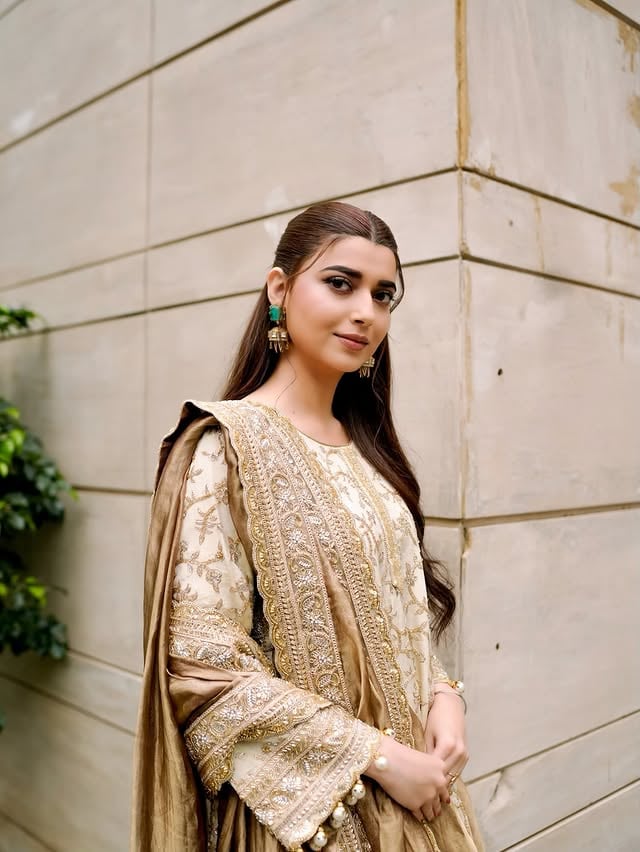 🌟🌟#rabbdaradio3 -3 AprilWearing @labelsagarmohan earrings @jinduajewelsmohali📸 @channabambayaala by @nimratkhairaofficial