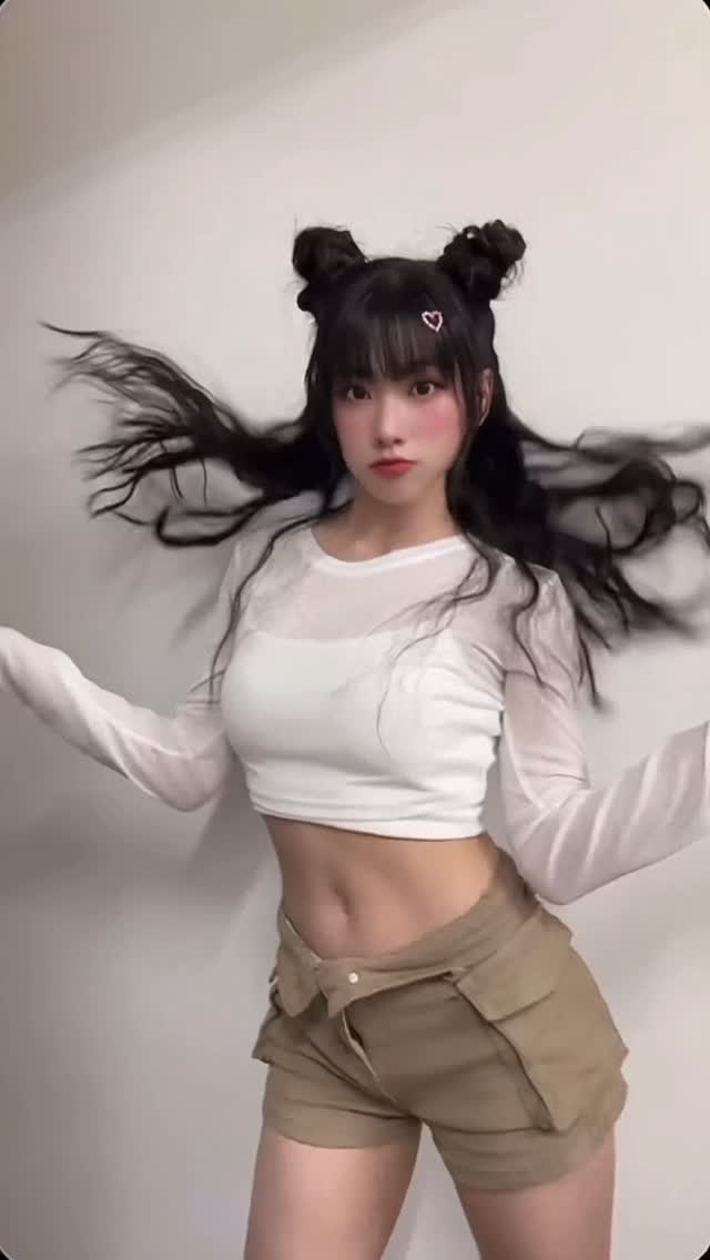 扣扣扣👊🏻你心動了嗎૮꒰ྀི >⸝⸝⸝< ꒱ྀིა今天的妝髮💕我好愛😍Hair @weddingsmart2018