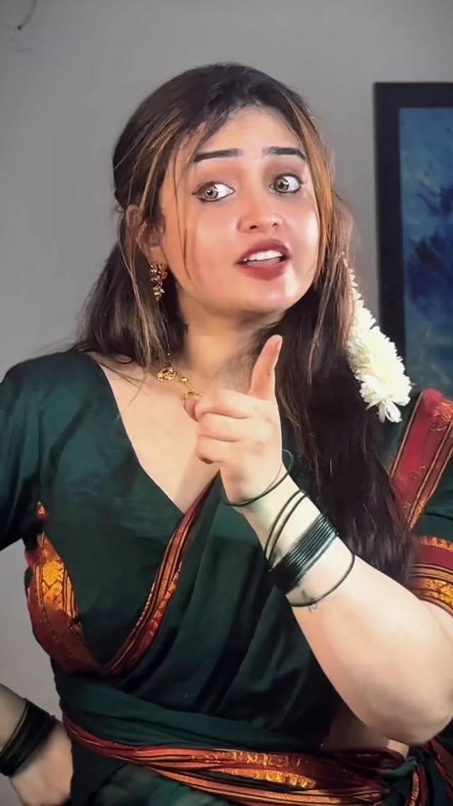 അന്ത ഭയം ഇറിക്കട്ടും.. 👿🫵.....#trending#reelsvideo #dhanyabimalofficial #tamil #tamilcinema by @dhanyabimalofficial