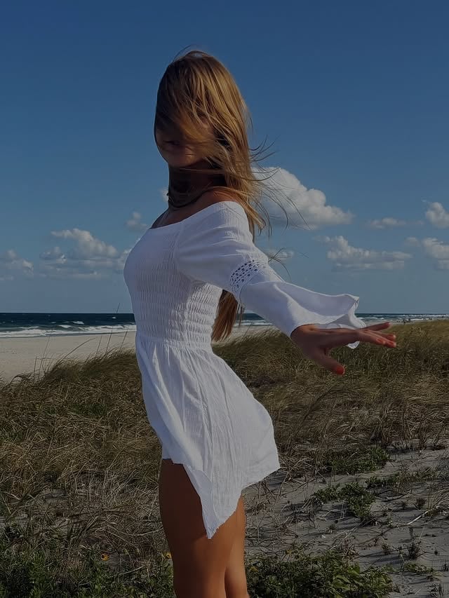 free as a bird by @clapivara