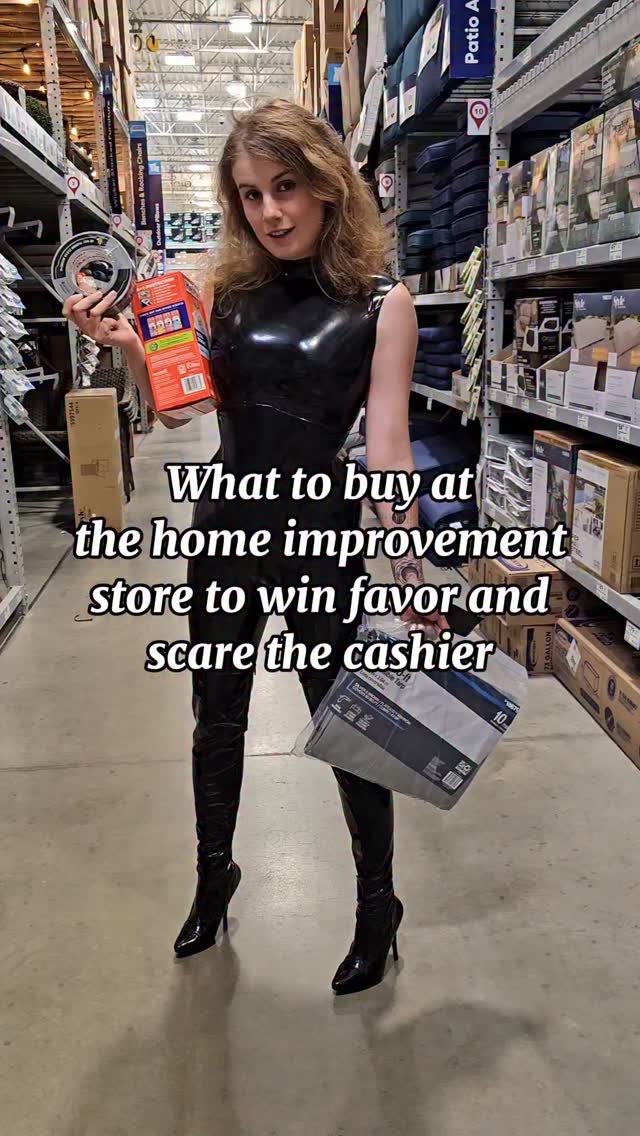 What could duct tape, extra tough trash bags, and a tarp accomplish all together? 🥰 by @welcome.to.jezebels