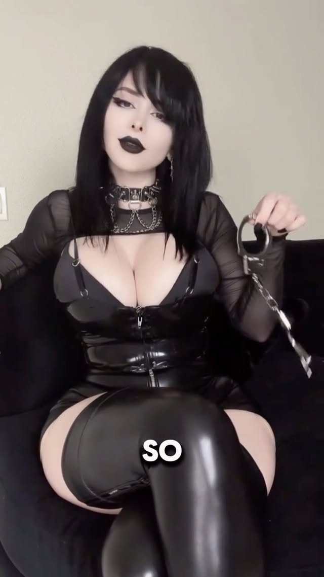 Oh well as they say#goth #lol #funny #gothgirl #relatable