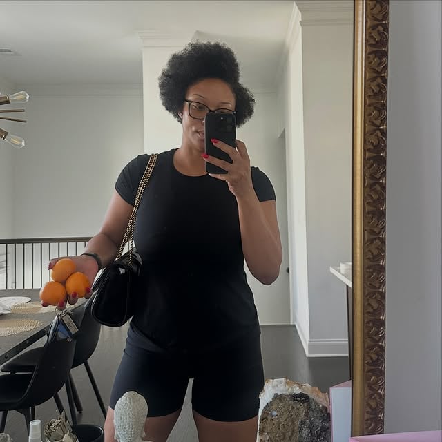 It’s MAY & here I am moving through feelings, getting finer & SMARTER every day. God knew what he was doing when he blessed yall with ME 🤣 No, but seriously HOW IS YOUR MENTAL?! I’m starting to feel better mentally (THANK GOD FOR MY THERAPIST) and I see/feel the results physically 🙏🏽 #SwipeLeft for the shenanigans 😉 #lol #fyp #breakofdawn #mentalhealthawarenessmonth by @_dawnmontgomery