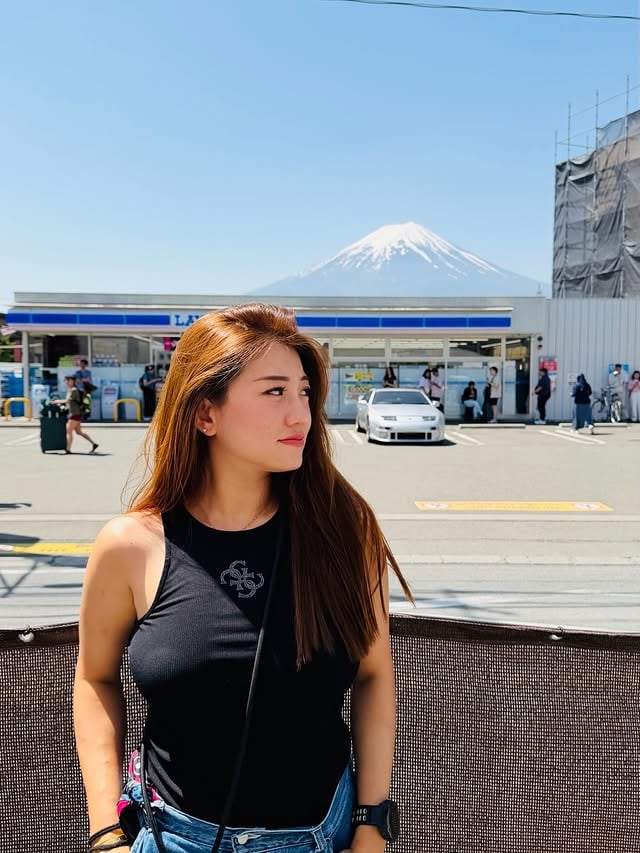 Came for Fuji, stayed for the convenience store food.蟹蟹 伙伴们的给力 ❤️有美美的照片🫶🏻连续看了好几天的100%富士山 真的好开熏🥹🥹🥹 by @misschailing