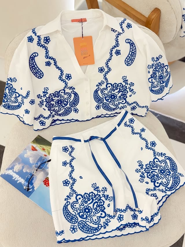 کدوم ستو بیشتر دوست داشتی🥹🫐💙برای اطلاع از قیمت برامون کلمه (ست) رو کا*منت کنین✨تموم آیتم های داخل عکس موجود هستن🌈 by @hashtag_boutique97