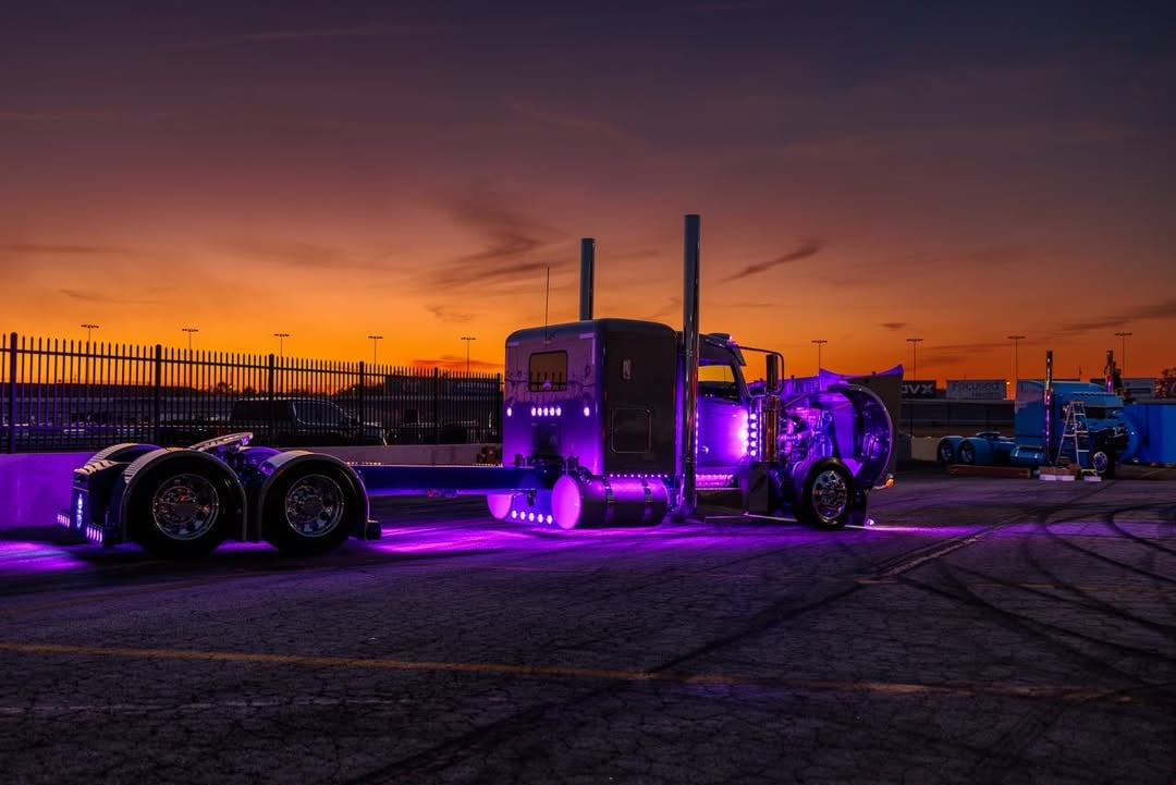 Welcoming @dickersoncustomtrucks as one of our VIP stage sponsors ‼️Come check out this beautiful Peterbilt and the parts they have to offer at their booth on August 1st in San Angelo, Texas! by @dickersoncustomtrucks