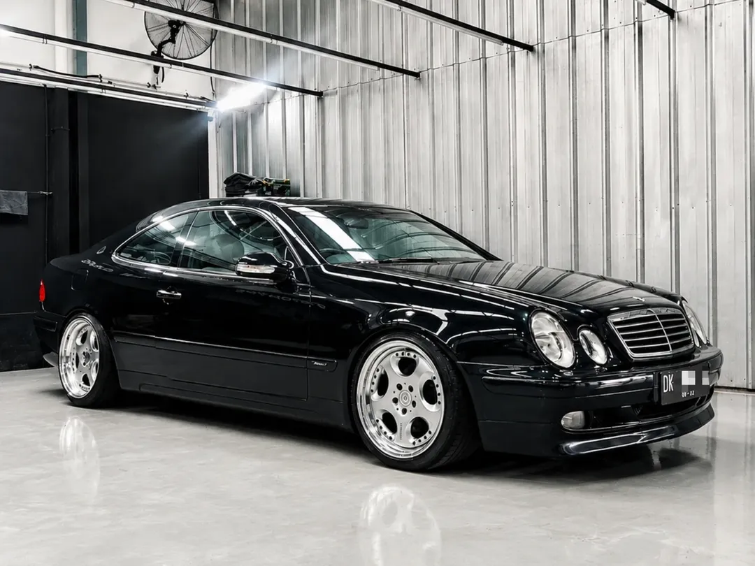 Jual Mobil : Mercedes Benz CLK230 W208Year 1999ODO 100.XXX Kilometer Automatic Transmission Electric Seat Full Paper Modification List : BRABUS Monoblock IV 3Piece 9.5-10.5PRICE : 3XX.000.000 NEGOTIABLEWHATSAPP : 085894464783#garasiklasik #jualclk230 #jualmercyclk230 #jualmercyclk #jualmobil by @garasi.klasik