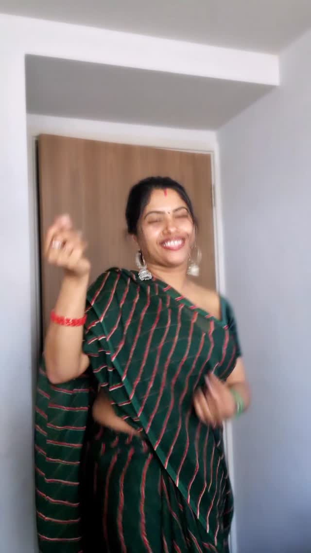#aswathi_abhilash #ukmallu #sareereels