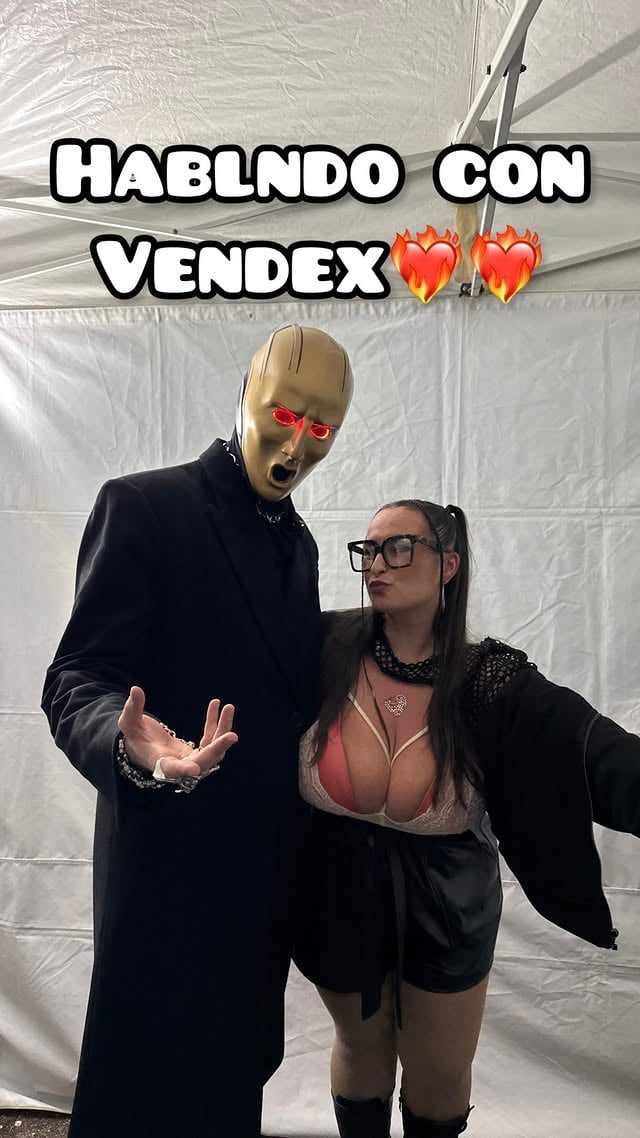 Gracias @vendexofficial cumplí un sueño! Eres un amor de persona❤️‍🔥 @un1tedfestival festivalazo! #vendex #united #festival by @technoo_teacher