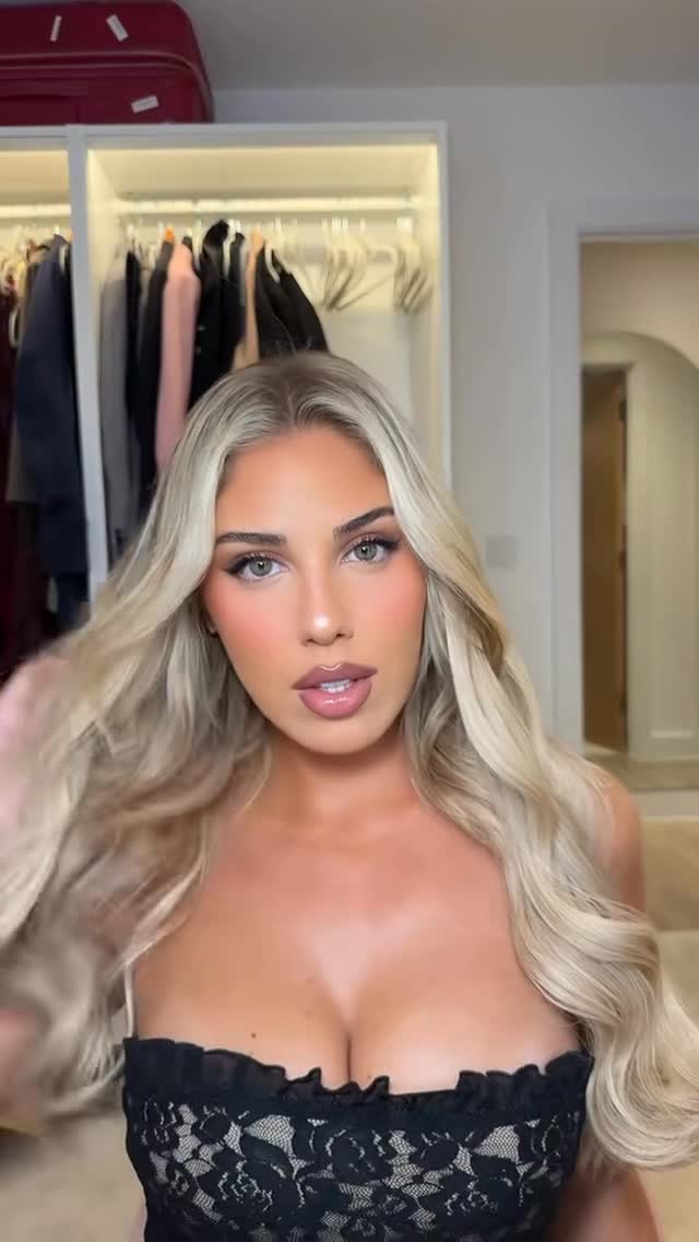 @adoredbyuk 🩷 by @annavakili_
