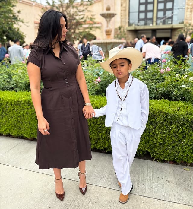 This weekend, Mateo made his First Holy Communion. 🤍raising my children to know Him, love Him, and turn to Him has become one of the biggest missions of my life.The greatest joy is being their mother.The greatest honor is raising God fearing men.Thank you, Jesus, for trusting me with these boys and allowing me to guide them closer to You. 🤍 by @immelissarios