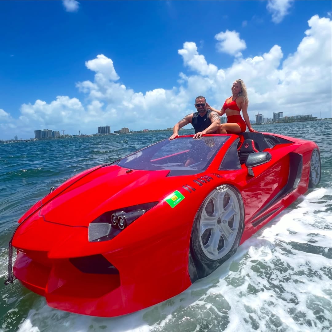 Move over Crockett and Tubbs, new kids on the block now 😎#miami #miamivice #miamijetcar #miamibay #supercar by @wildmachines