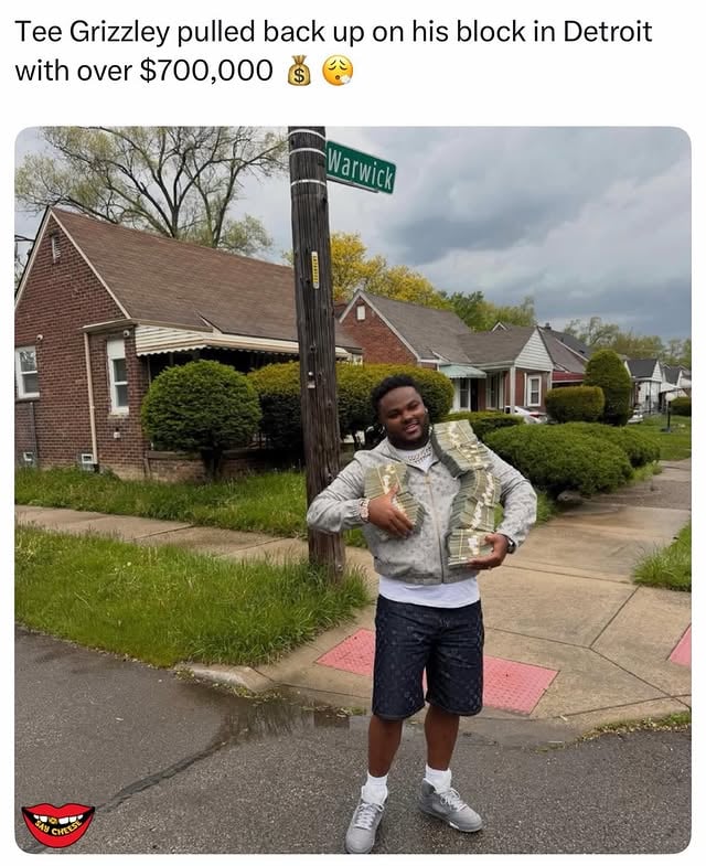 Tee Grizzly pulled up on his block. All smiles 😃💰