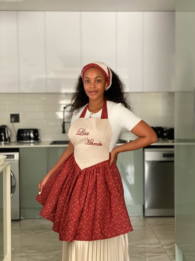 Me vs the Sunday lunch I cooked for my family today 🍽️♥️Apron & doek : @tsa_mabonza by @thati_22 🥰 by @lisa_mthembu