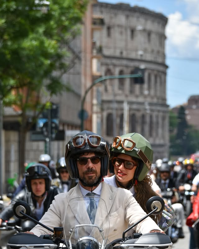Rome’s streets become the stage for dapper elegance as riders embarke on a journey of style and substance. Mark your calendars for next year - May 16th, 2026 awaits!🌎 Italy, Rome 📸 Leonardo Parisi #GentlemansRide #Movember #RideDapper #MensHealth #DgrRome by @gentlemansride