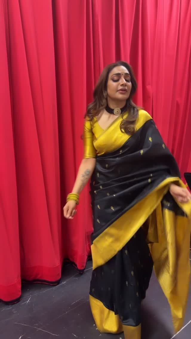 Stage time is almost here! 🎤✨Just vibing, dancing, and capturing some fun reels before the Belfast show 🤗💃Feeling grateful, excited, and full of positive energy by @rimitomy