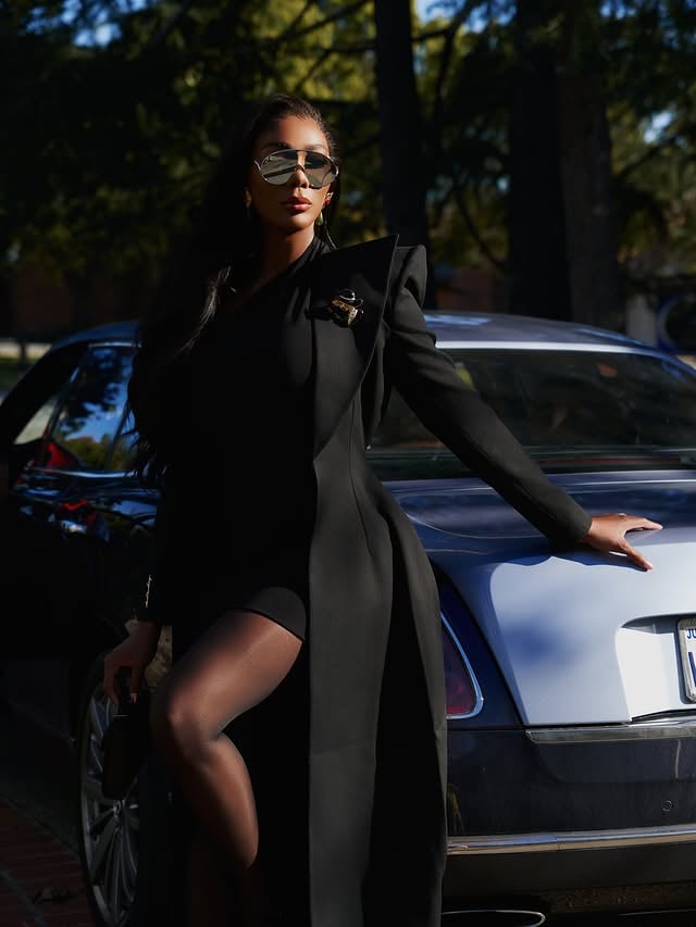 Unapologetically Faith Morey darling ❤️❤️ this Friday @rollsroycepasadena in collaboration with @gracefully_faithmorey community The Grace Circle .

#rollsroyce #losangles #california #elegance #socialintelligence