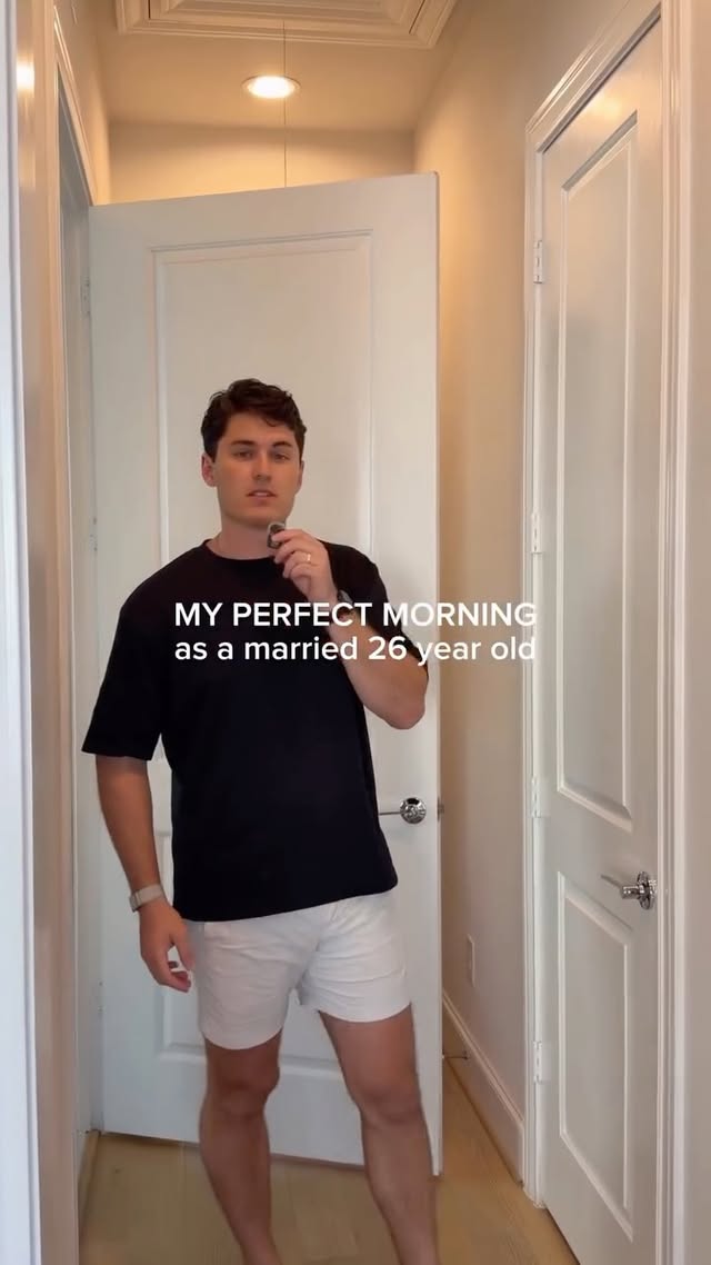 Perfect drink for a perfect morning🤝#prettytastycreator #sponsored by @stevodaily