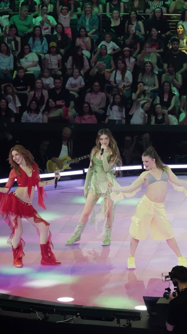 Ülker Arena ‘Rüya’ performans videosu şimdi YouTube kanalımızda yayındaa! 🧚🏻‍♀️💫