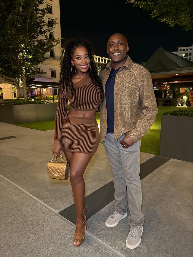 🥰 Double date night with my love Gerald, @whoiskelli and Jarvis. I LOVE the caviar bites @umisushiatl 🤤