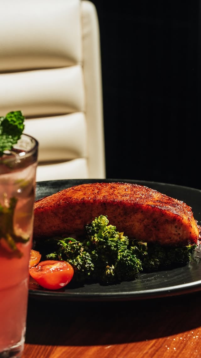 This isn’t lunch… it’s a power play.3-course Power Lunch for $45in, out, and back to it in 45 minutesBook your table now. by @eatstk