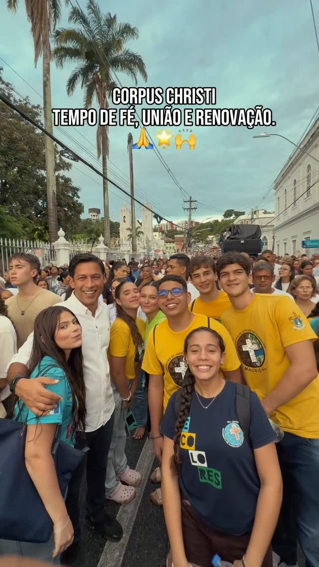 A fé que une também fortalece a nossa cidade! 🙌

Hoje participei da tradicional Procissão de Corpus Christi, um momento de devoção, reflexão e renovação da esperança.🙏

#rodrigoprefeito #corpuschristi #Maceió
