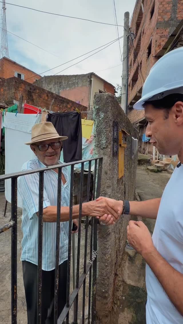 Hoje voltei à Grota da Macaxeira para ver de perto uma transformação que mudou a vida de muitas famílias.

Com muito trabalho, realizamos uma importante obra de proteção de encostas, utilizando tecnologias como solo grampeado e cortina atirantada, garantindo mais estabilidade e segurança para toda a área. 

Maceió já conta com mais de 50 obras de encostas, mais de R$ 160 milhões em investimentos. E esse é só o começo! 🚀

#maceió #rodrigotáemtodolugar #rodrigocunha