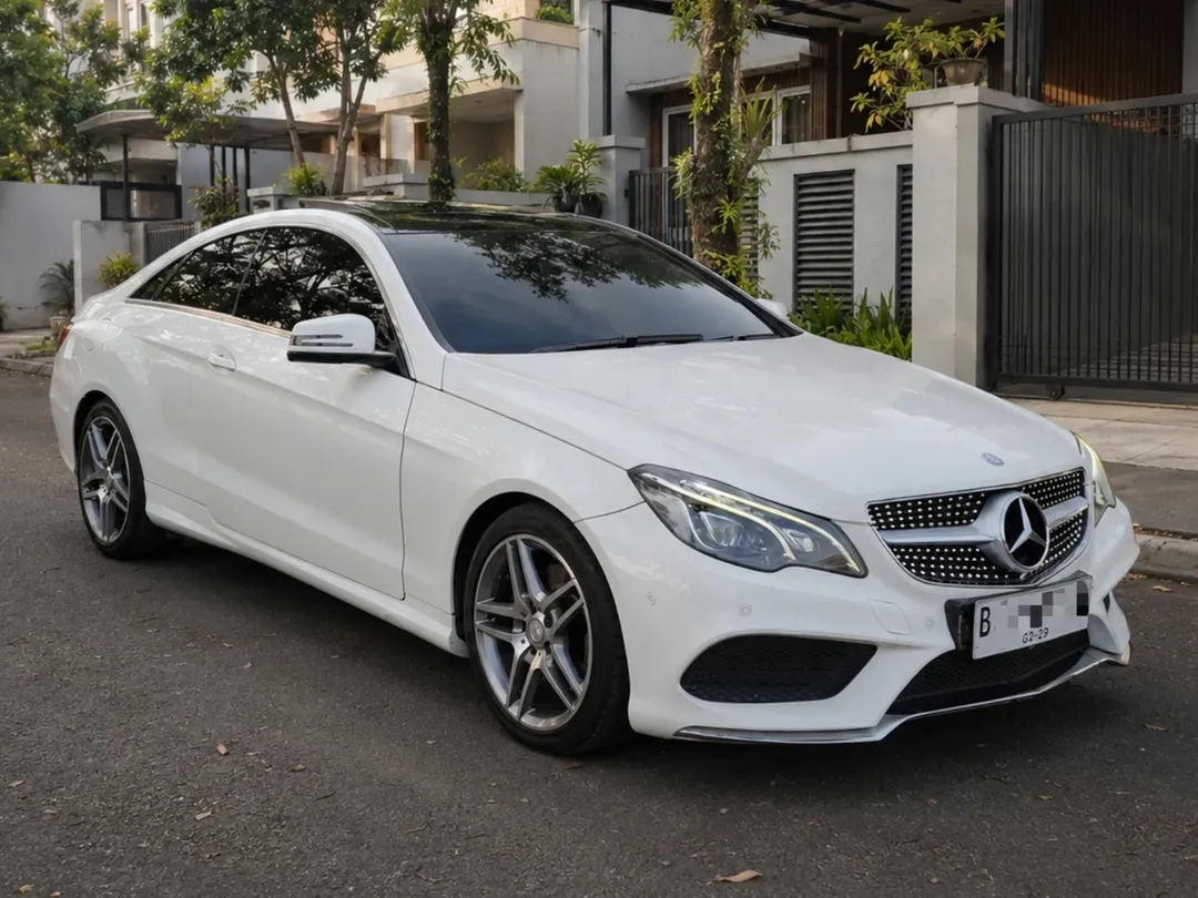 Jual Mobil :Mercedes BenzE200 Coupe AMG LineYear 2014ODO 29.XXX KilometerAutomatic TransmissionPanoramic SunroofElectric SeatCruise ControlSpeakers by Harman KardonTAX 06.2027Full Paper PRICE : 485.000.000 NEGOTIABLEWHATSAPP : 085894464783#garasiklasik #juale200 #juale200coupe #jualmercye200coupe #jualmobil by @garasi.klasik