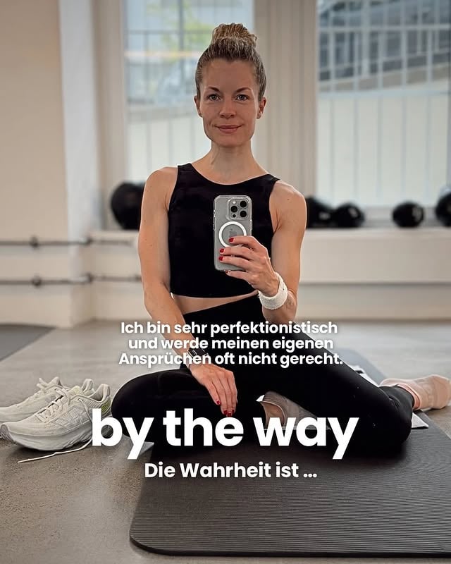 By the way: Es ist nicht alles immer so schön, leicht und perfekt, wie es auf Social Media aussieht. Wir haben alle unsere Themen, Ängste und Probleme - auch wenn es in Stories & Co. oft ganz anders aussieht. Darum finde ich den aktuellen By the Way Trend schön und wollte euch auch mal ein paar Einblicke hinter die Fassade geben.❤️ #bereal #btw btwby the wayauthentisch by @elisa.brunke