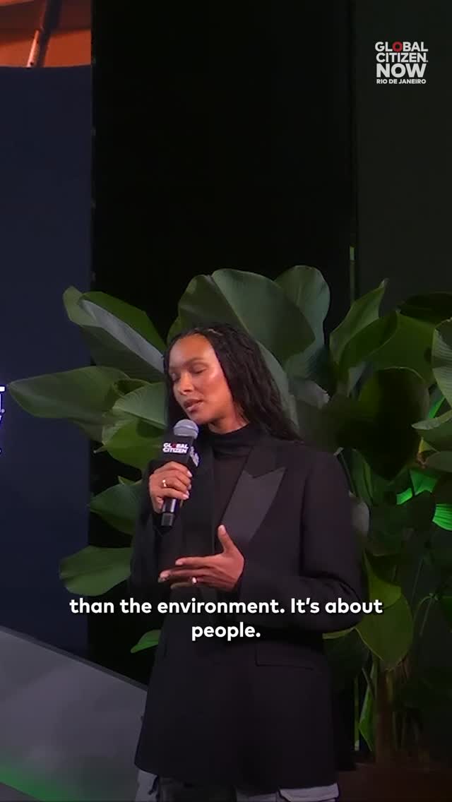I am so grateful for this opportunity with @glblctzn to speak at Global Citizen Now at Rio to support their FIFA Global Citizen Education Fund, an initiative dedicated to improving access to quality education. From the moment I arrived, this team has been incredible. They gave me the space to be myself and to represent both my home country and the company I founded, @yapo_tijolos_ecologicos 
There is so much more to come! Let’s GOOO RIO!!! #globalcitizen