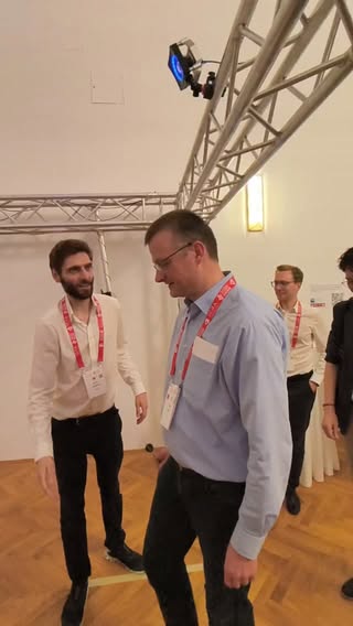@icra2026 @profnuechti plays dart after some beers - @uniwuerzburg  @luri__uniwue