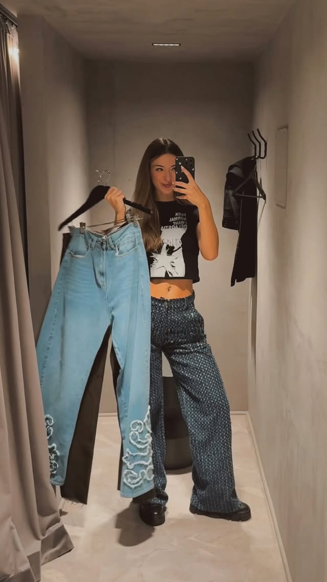 @nolook.ind sigue festejando su aniversario y está semana está con descuentazos, tienen 30% Off en jeans y pantalones seleccionados, ‼️ y 12 cuotas sin interés con cualquier medio de pago 🪄✨🪩 by @flordangelo