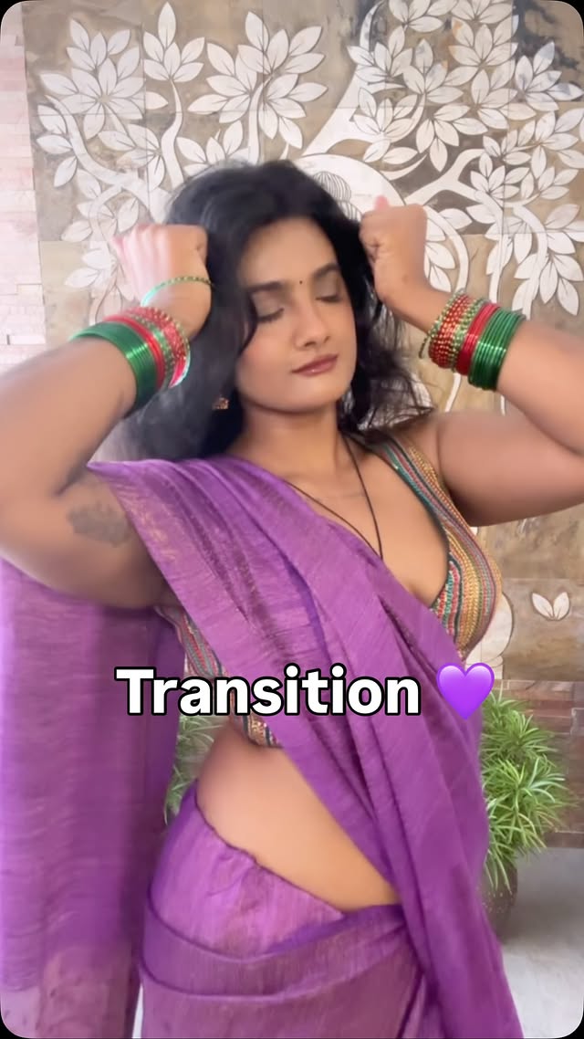 I like kuppi valas🥹🫶🏽
.
.
.
.
.
#mallu #brownskin #transitionreel #southindian #fashioncontent