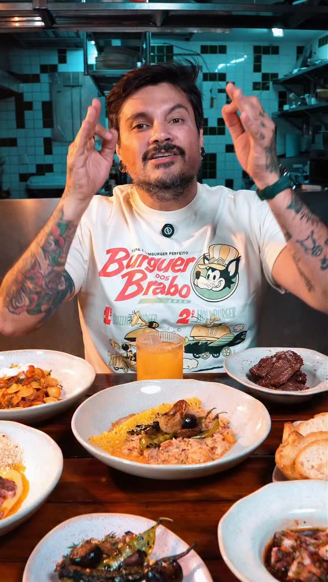 Dia dos Namorados é pra ficar junto. ❤️Tomar uma boa, comer bem, dar risada e, quem sabe, dançar agarradinho no meio do forró.No dia 12 de junho, o OPCV vai entrar no clima de arraiá com muito forrozinho, bebida gelada, comida boa e aquela energia gostosa que só uma noite em Santa Cecília tem.E o melhor: você escolhe onde quer ficar. Pode ser no OPCV, pode ser no Xepa, que fica logo em frente. Dois lugares, uma noite só e o mesmo objetivo: fazer você aproveitar.Chama quem vai estar do seu lado nessa data e vem curtir com a gente.📍 Rua Jaguaribe, 520 – Santa Cecília – São Paulo#DiaDosNamoradosSP #SantaCeciliaSP #OPCV #XepaSP #ForroSP BarEmSP OndeIrEmSP DrinksSP ComidaBoaSP VidaNoturnaSP SãoPaulo by @xepabr