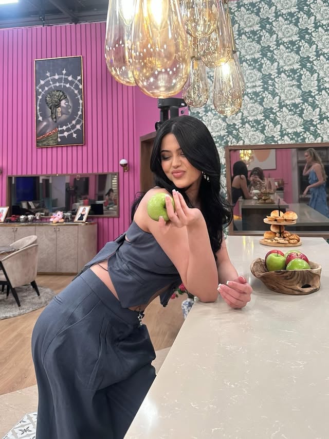 Yeşil elma sağlıklı 😅 

#kismetseolur
