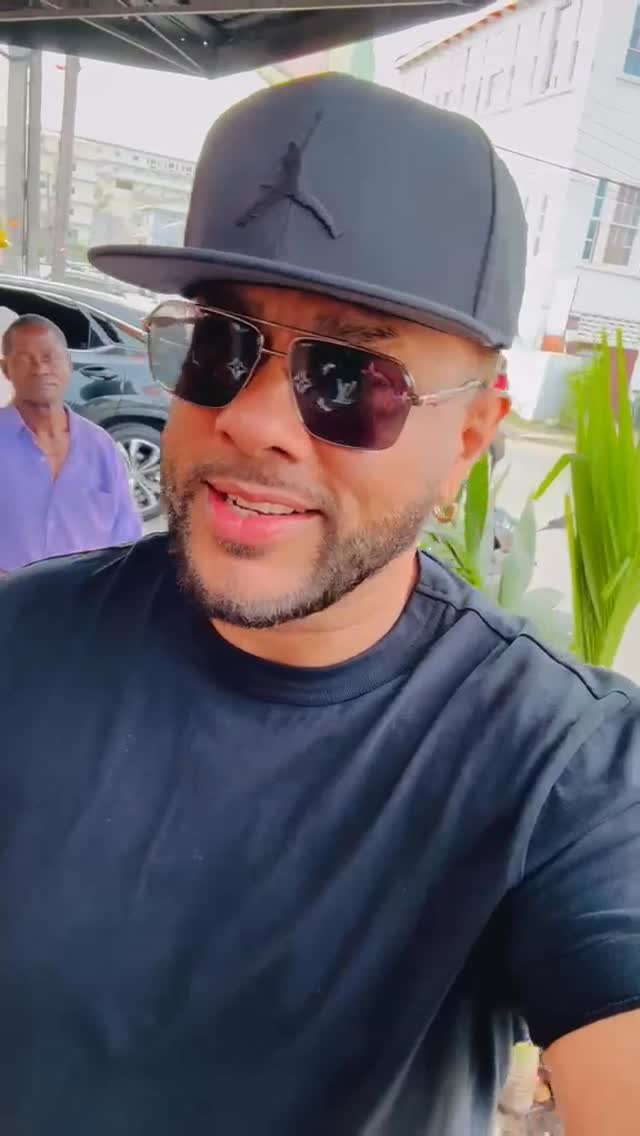 What an incredible weekend in beautiful Guyana 🇬🇾 And you know “meh cyah leave without grabbing some egg balls!”😋Thank you Guyana, for always making me feel at home. Until next time ❤️🇬🇾#RaymondRamnarine #TheMusicBoss #OneGuyana #Love by @raymondramnarine