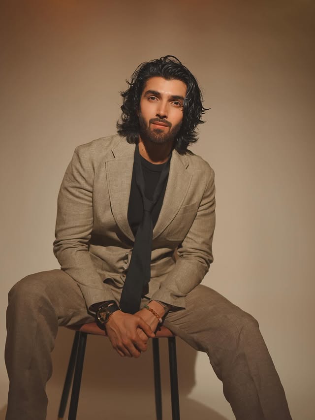 Presence speaks louder than words.🔱

Photography by 📸 :- @portraitdeewana
