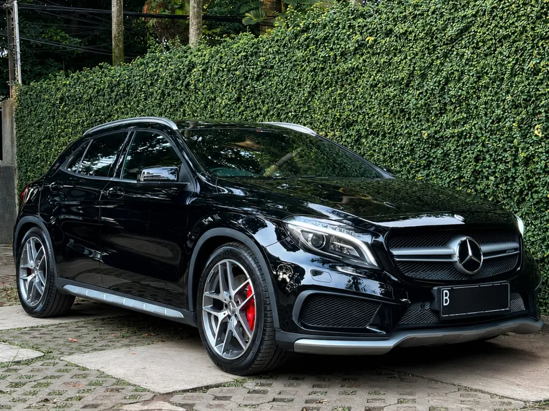 Jual Mobil : Mercedes Benz AMG GLA-45 Year 2015ODO 52.XXX KilometerAutomatic TransmissionPanoramic SunroofElectric SeatPaddle ShifterCruise ControlTAX 02.2027Full PaperModification List : ARMYTRIX Valvetronic Exhaust SystemPRICE : 425.000.000 NEGOTIABLEWHATSAPP : 085894464783#garasiklasik #jualgla45 #jualmercygla45 #jualmercyamg #jualmobil by @garasi.klasik
