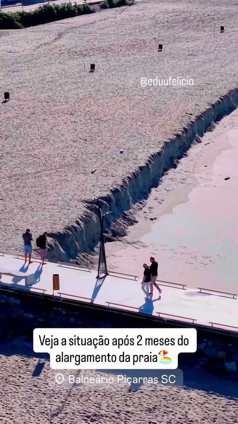 🌊 O mar está retomando seu espaço.

Dois meses após o alargamento da faixa de areia o mar já mostra sua força em Balneário Piçarras/sc tem locais da praia que o barranco chega a 2 metros de altura.